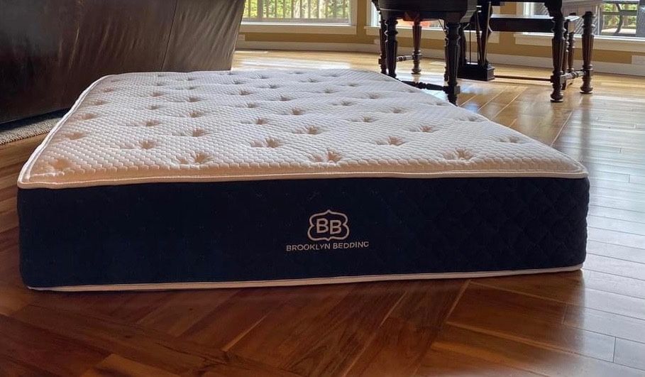 Brooklyn Bedding Signature Hybrid Olympic Queen Mattress