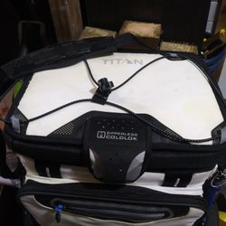 Titan Cooler With Zipperless Technology