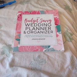 The Budge Savvy Wedding Planner & Organizer