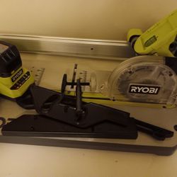 Ryobi Vinyl Flooring Saw