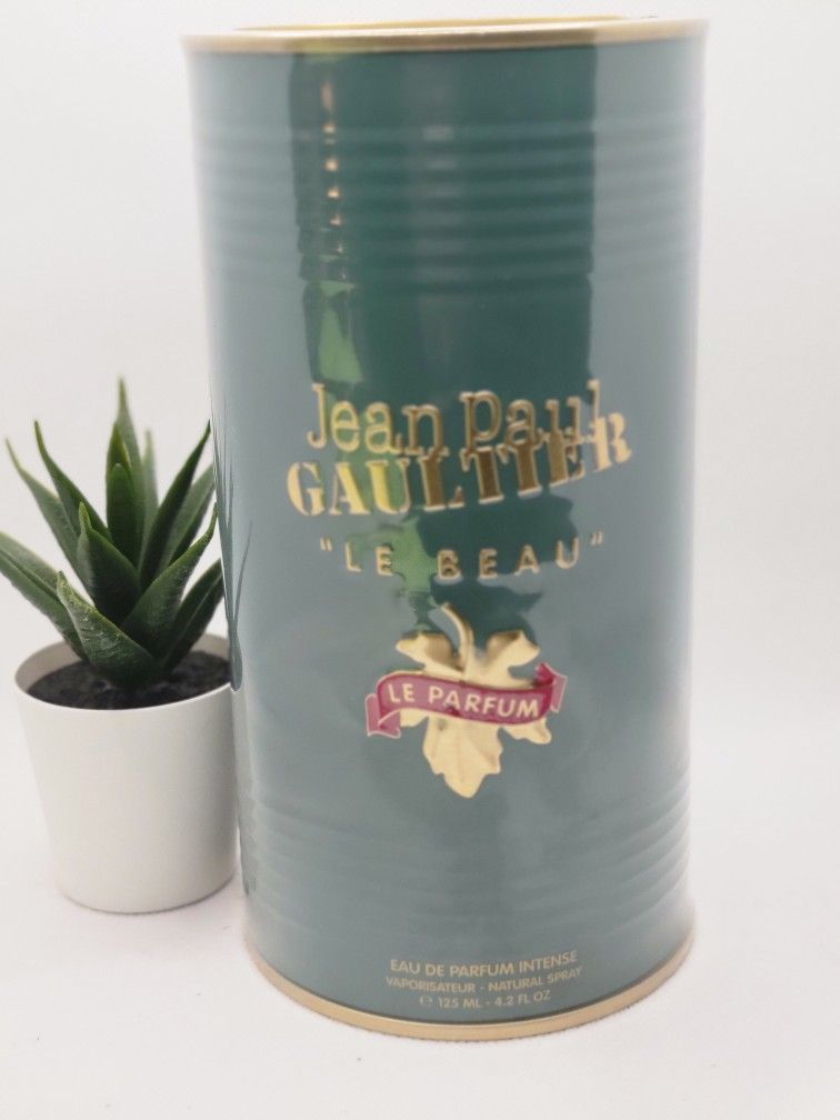 Jean Paul Gaultier
Le Beau Le Parfum
4.2 fl SEALED