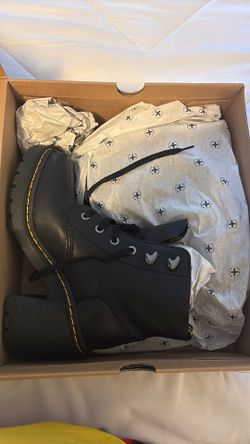 Dr. Martens