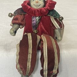 Russ Berrie Royal Winterfest jester portable cat figurine