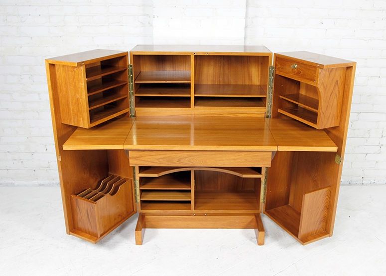 “Magic Box” Fold Out Desk