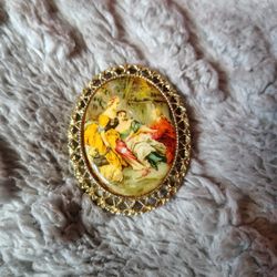 Vintage Fragonard Porcelain Cameo Brooch 