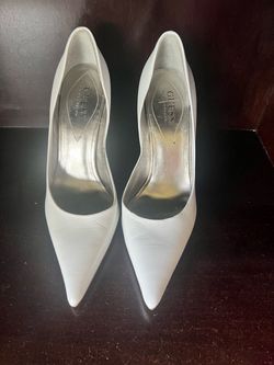 Shoes guess brand