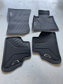 Original BMW X5 Floor Mats (2023)