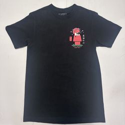 Riot Society Snoopy Kanji T-Shirt Peanuts Cherry Blossom Sz Small Like New