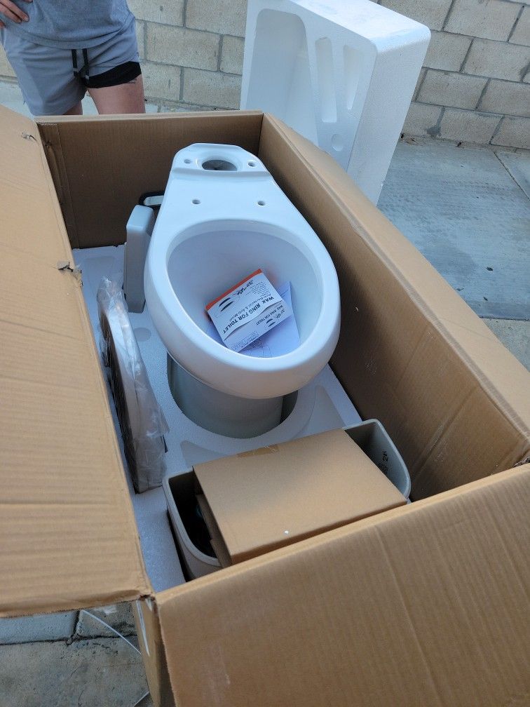 HOROW TOILET TWO PIECE