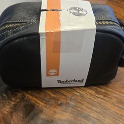 Timberland guinene leather travel bag