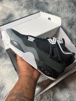 Jordan 4 size 12