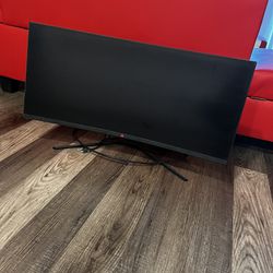 Deco Gear 35” Curved Ultrawide LED Monitor