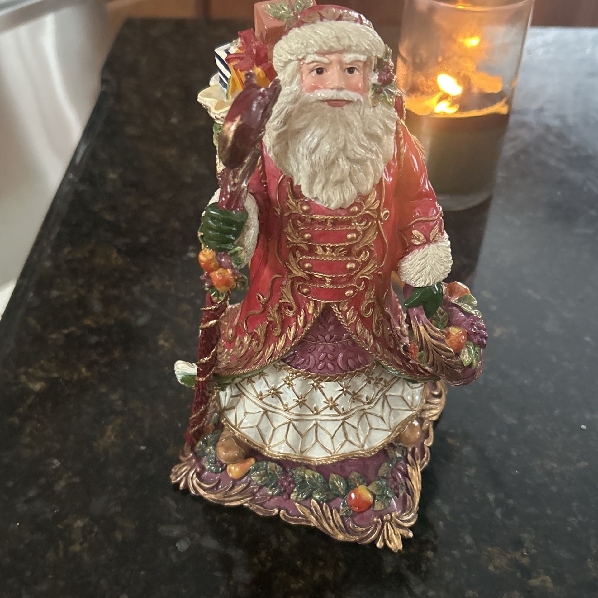 Flits And Floyd’s Figure Deck The Halls