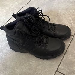 Nike boots 
