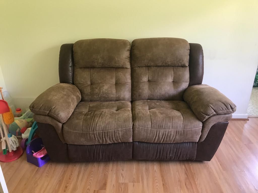 2 Super comfy couchs with recliners one has 3 seats and one has 2 seats
