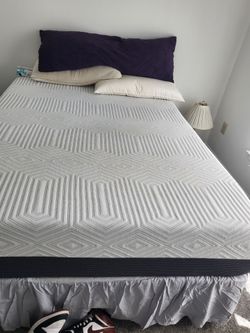 Queen mattress