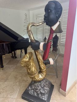 African american jazz singer man statue