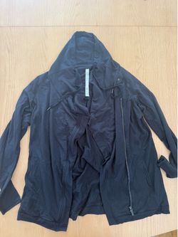 Women’s lululemon Tops