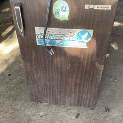 Mini Fridge 