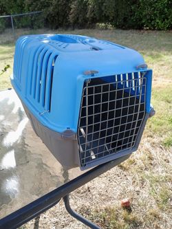 MidWest Homes for Pets 19 inch Spree Travel Pet Carrier for Dog or Cat with Steel Door, Blue