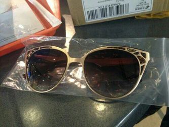 Cat eye sunglasses