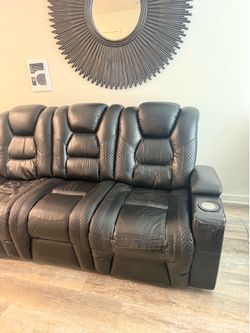 Black recliner couch