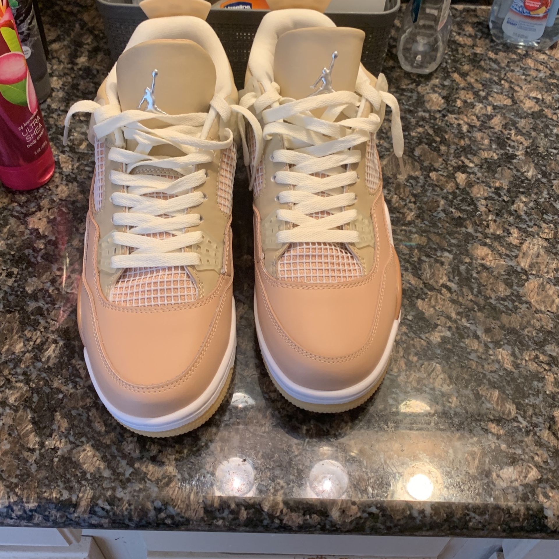 Jordan 4 Tan
