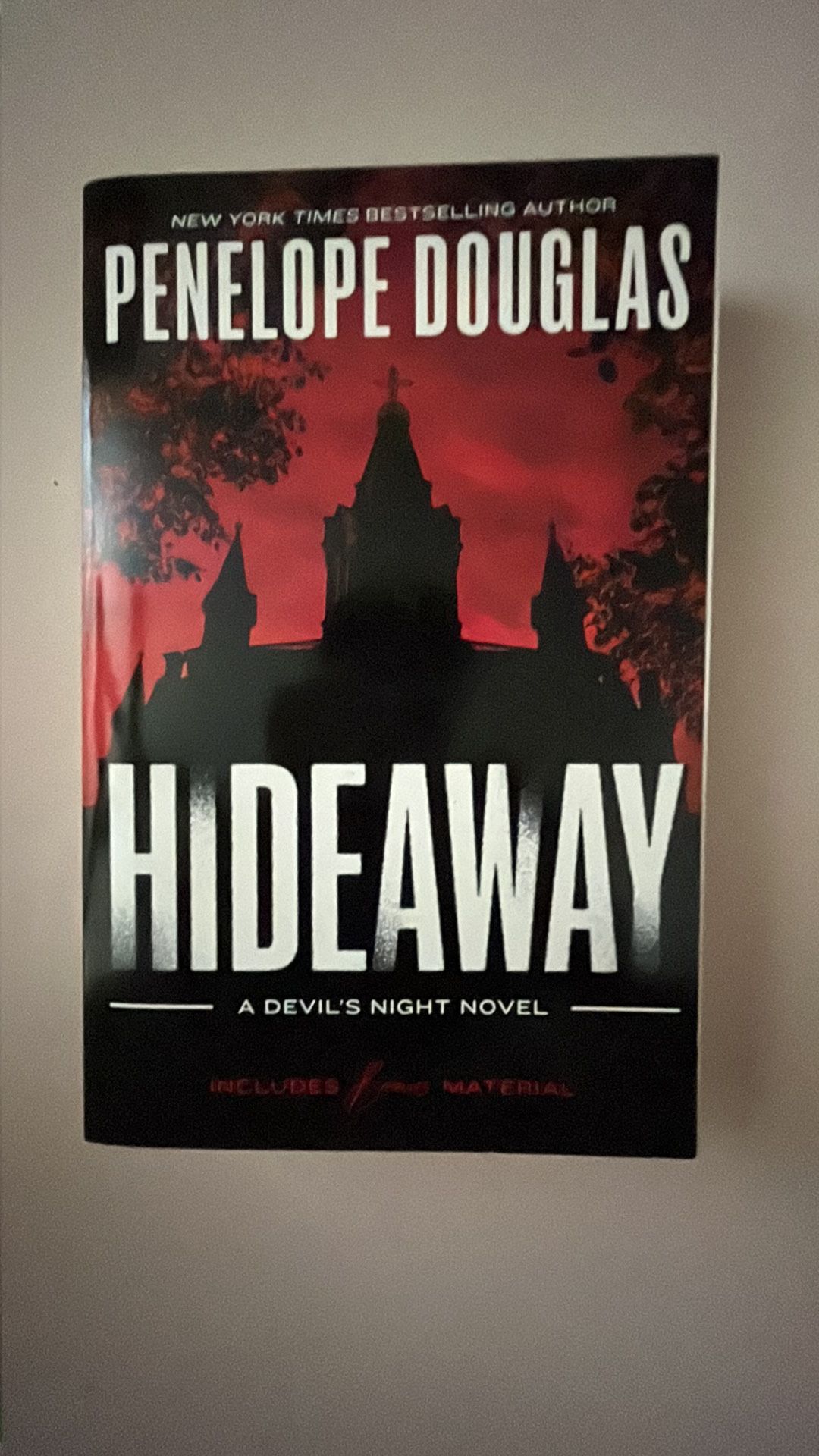 Hideaway by Penelope Douglas 