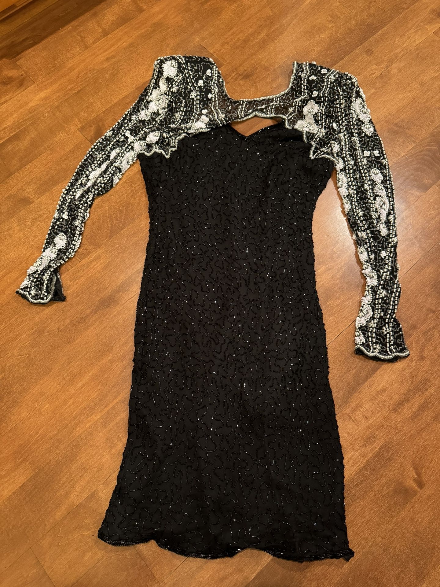 Woman’s Vintage Laurence Kazar Silk Beaded Dress Shipping Available