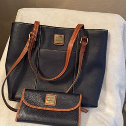 Dooney And Bourke Purse And Wallet 
