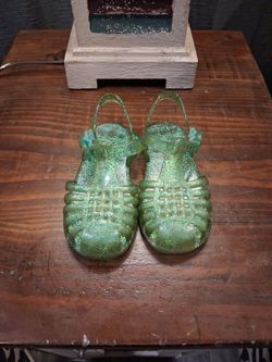 Girls size S (5/6) Green Sparkly Jelly Shoes