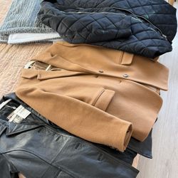 Free Women’s Clothing (XS-S)