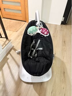 4 MOMS BABY SWING