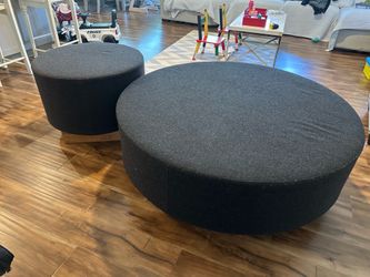 Ottoman Set – Blu Dot