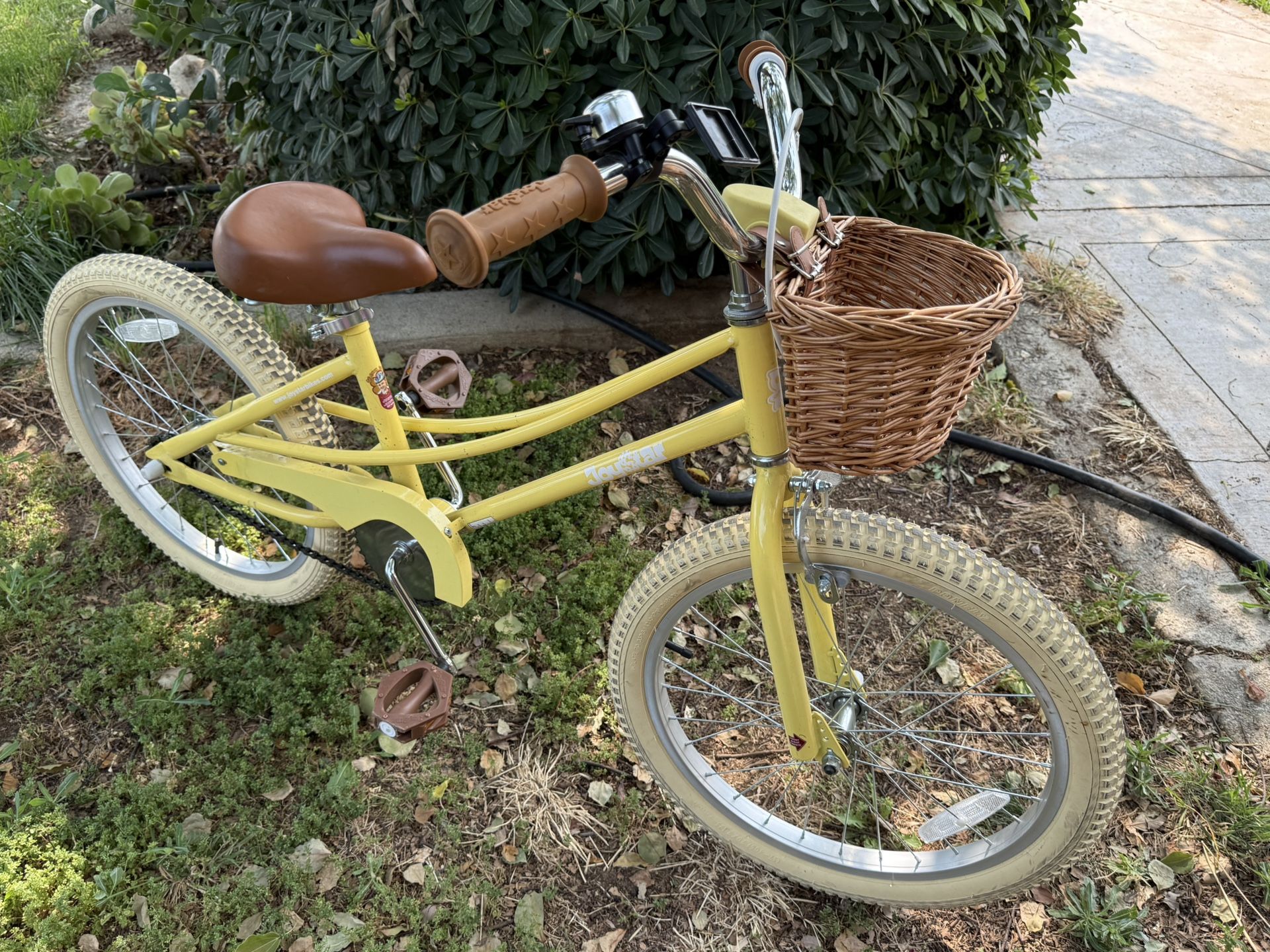 20” Joystar Beach Cruiser Bike In Great Shape