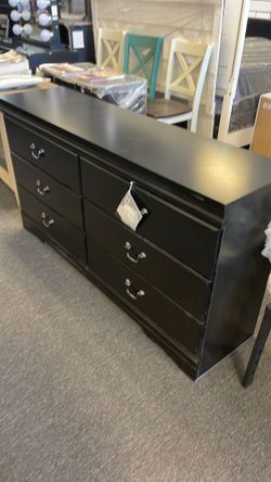 Black ashley dresser last floor model was $499 now $250. Bring a truck. Or delivery $75. Mirror $50