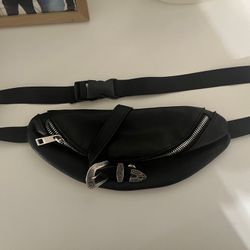 Fanny Pack