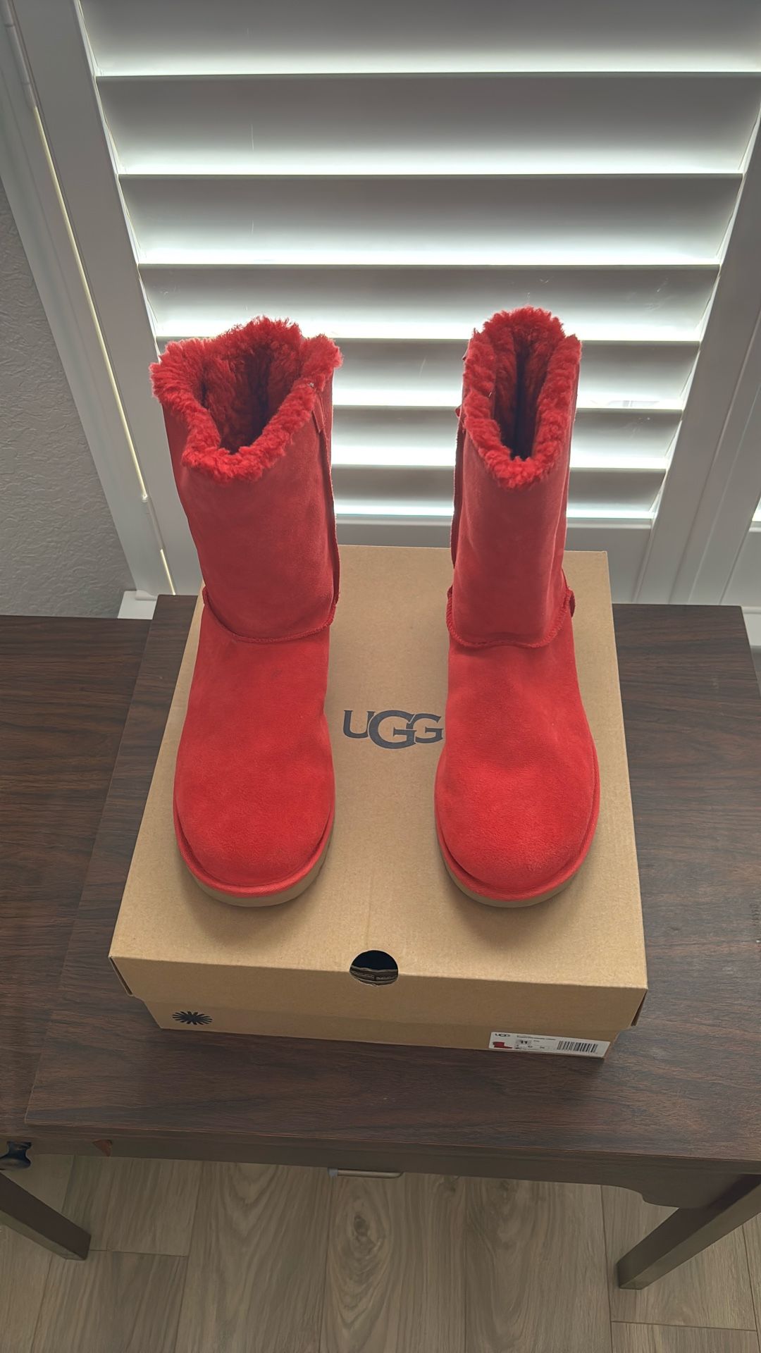 UGG Bailey Bow Diagonal Stripes