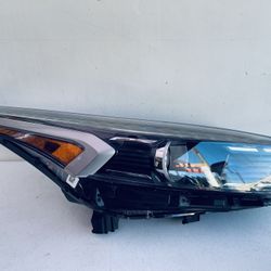 2022-2024 KIA FORTE SEDAN RIGHT PASSENGER SIDE HEADLIGHT HALOGEN OEM 