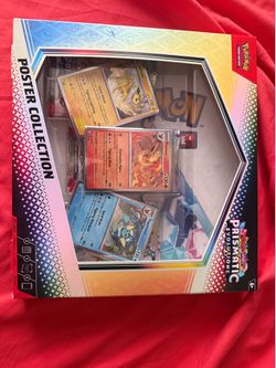 Scarlet & Violet—Prismatic Evolutions Poster Collection box