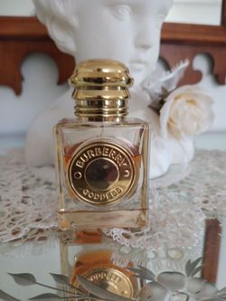 Burberry Goddess Perfume