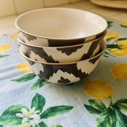Anthropologie Set Of Small Bowls