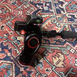 Manfrotto BeFree Fluid head 