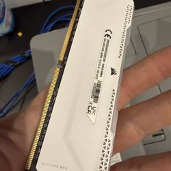 Corsair Vengeance 16gb X2 //   32gb Total 