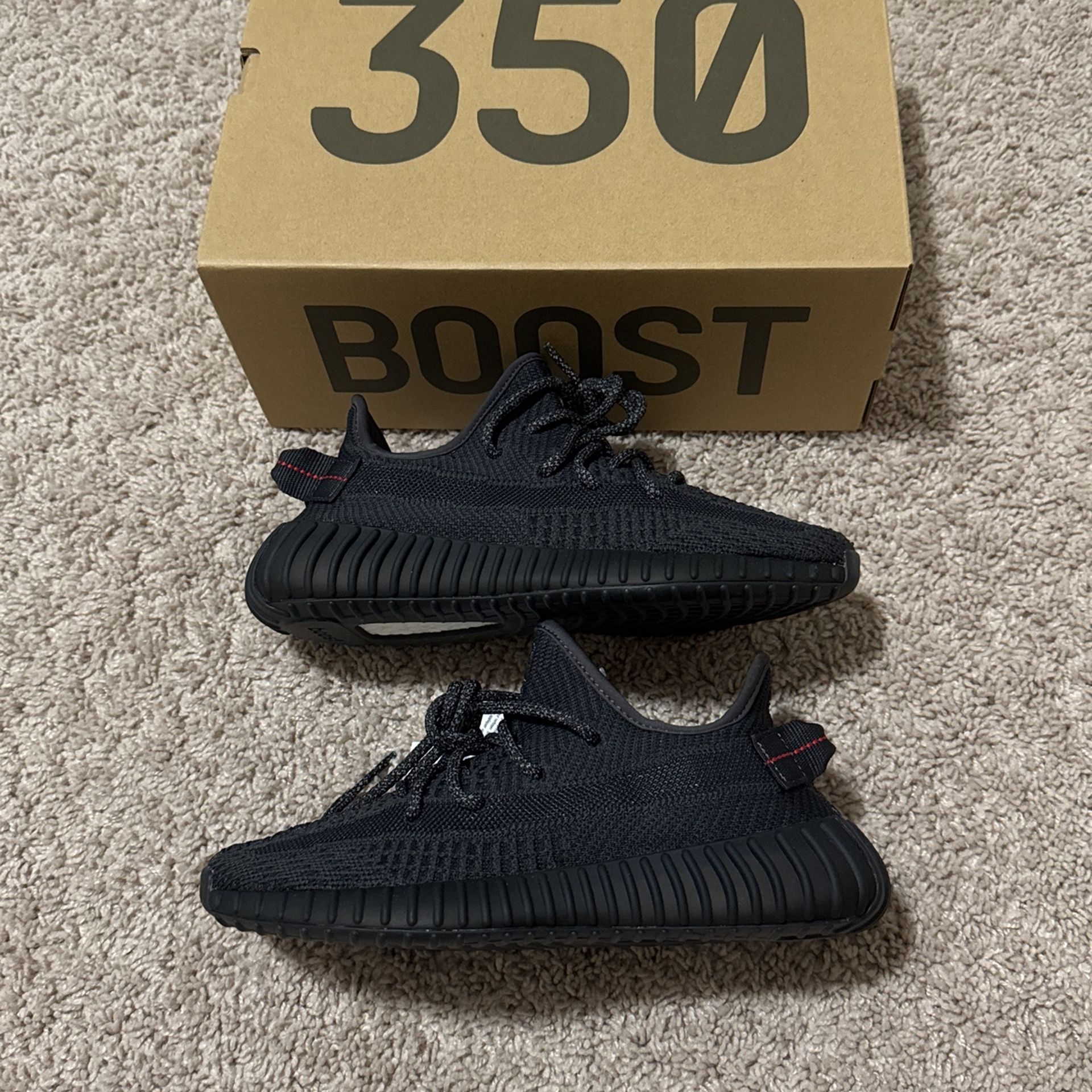 Adidas Yeezy Boost 350 V2 Size 5M/6W