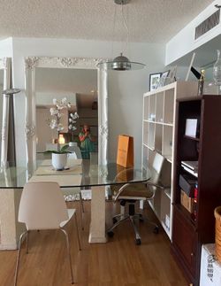 White mirrors