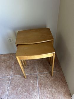 Heywood Wakefield Set Of Two Nesting Tables