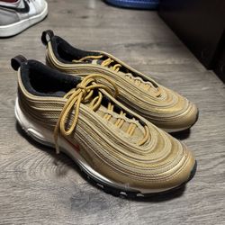 Nike Airmax Sneaker Bullet Gold