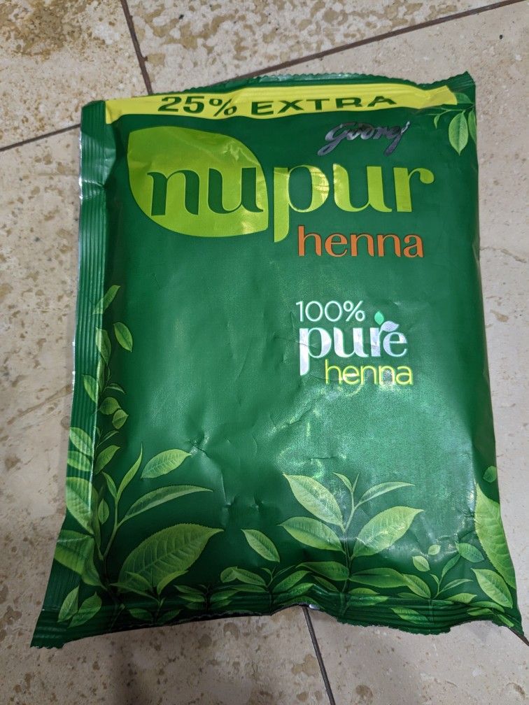 Godrej Nupur Henna All Natural Mehndi for Hair Color or temporary tattoos. 150gm. 100% pure easy to use. no preservatives or additives. Natural hair c