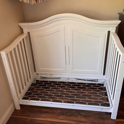 3 In 1 Convertible Crib